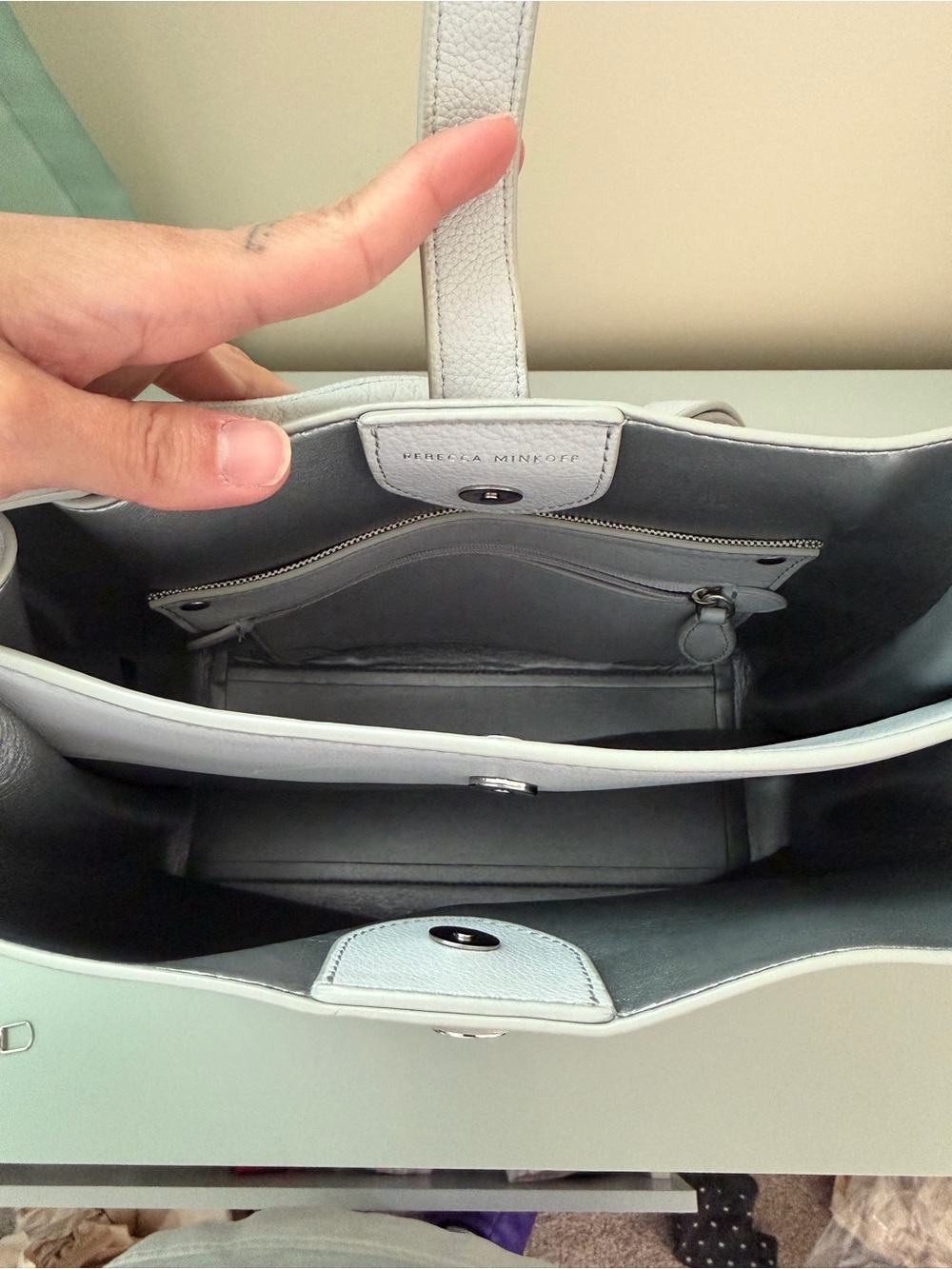 Rebecca Minkoff bucket bag - Picture 6 of 9
